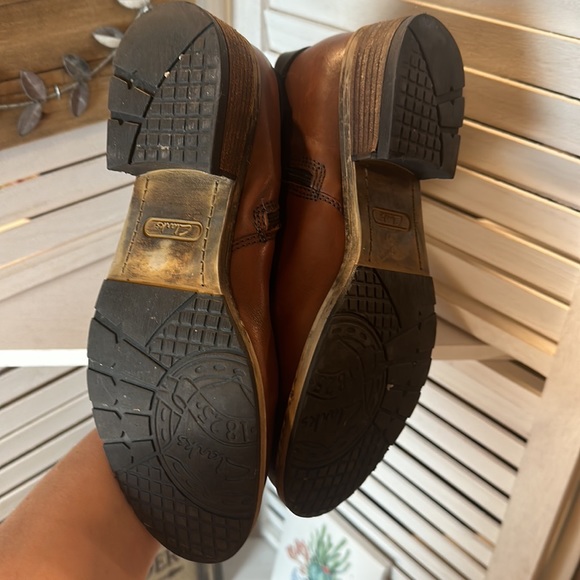 Clarks Brown Zipper Boots with Dark Brown Straps - Picture 5 of 7